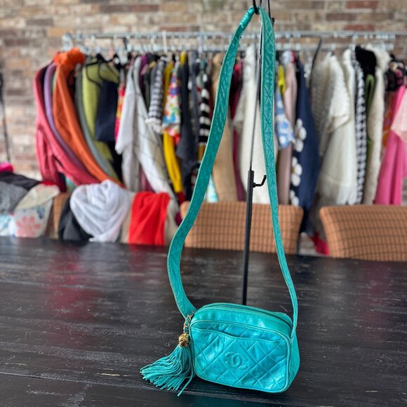 **RARE COLOR** Chanel Quilted Turquoise Crossbody Bag - Picture 1 of 12